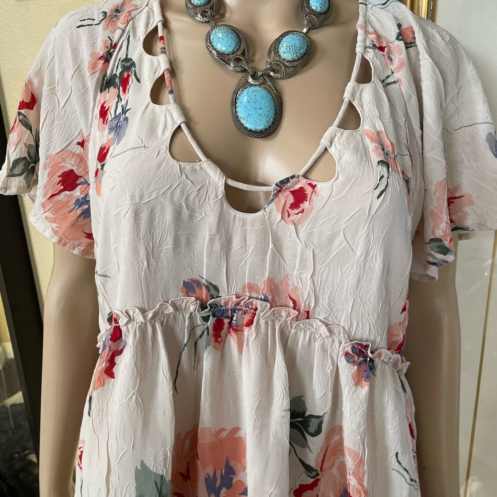 Beautiful Lucky Brand Floral Blouse